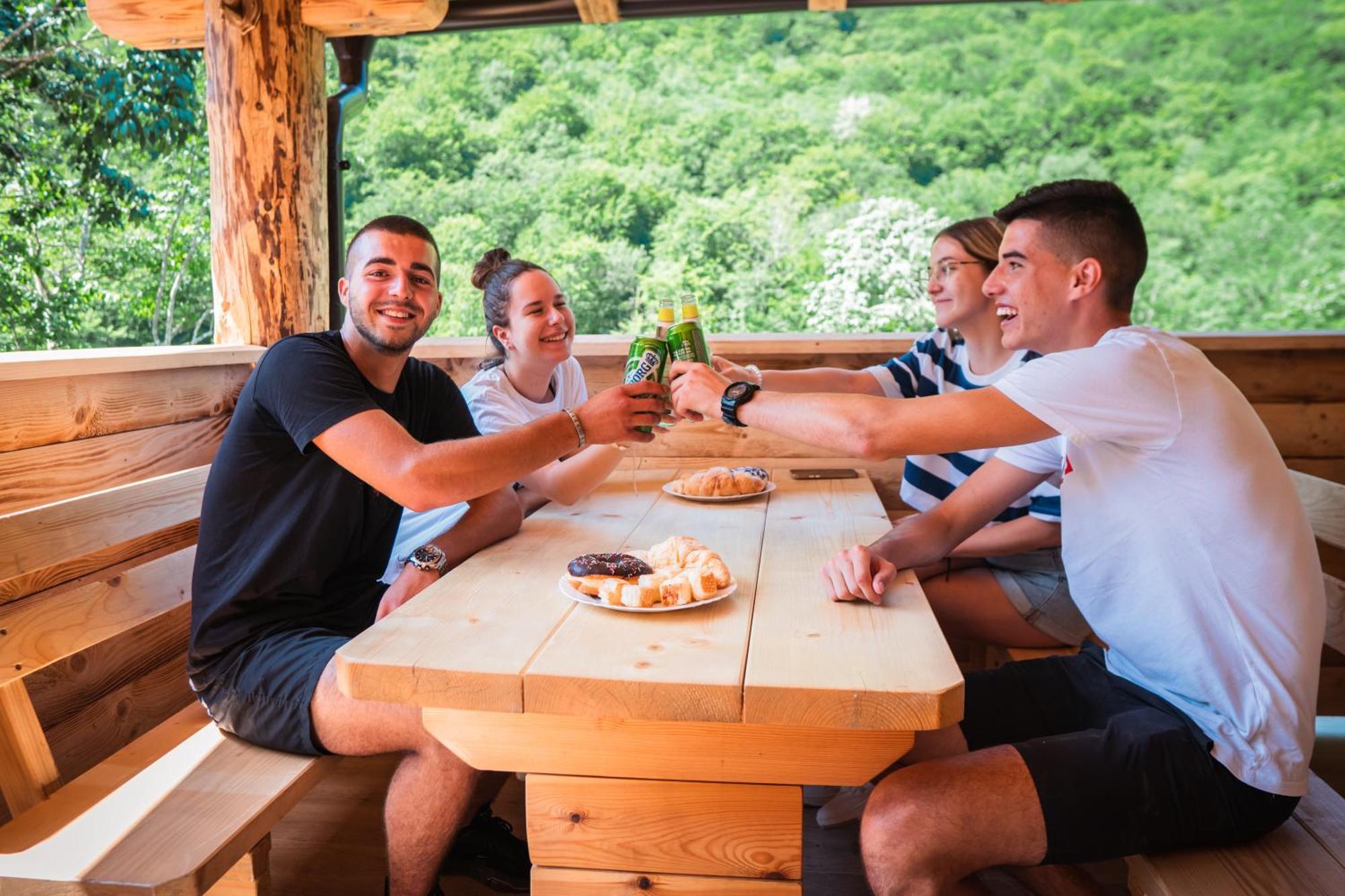Vucja Gora Hotel Фоча Екстериор снимка