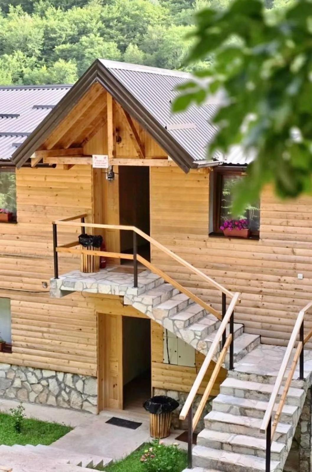 Vucja Gora Hotel Фоча Екстериор снимка